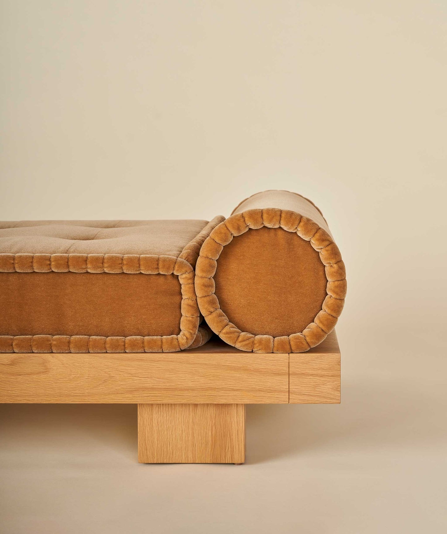 Elliston Daybed