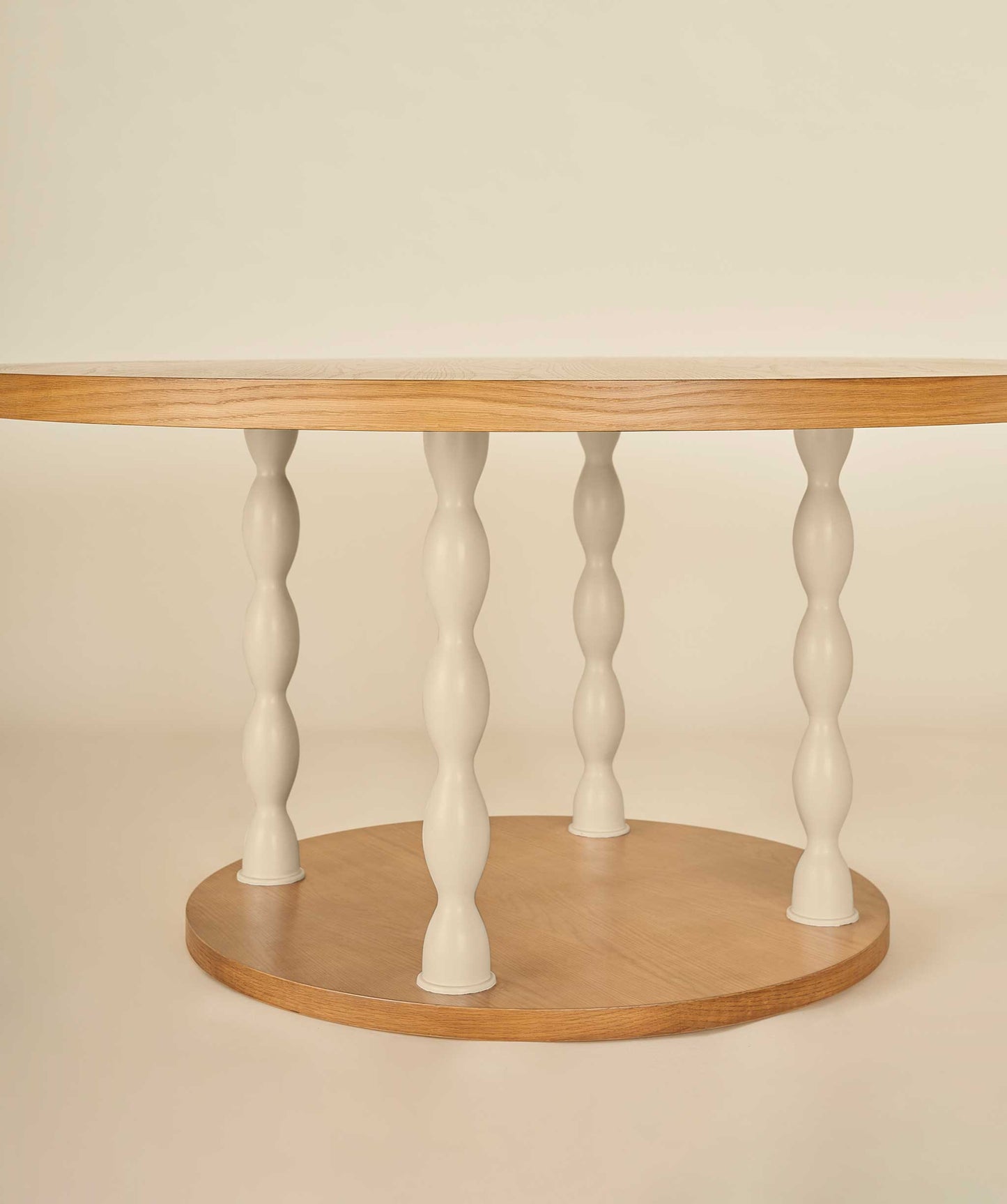 Milwood Pedestal Table