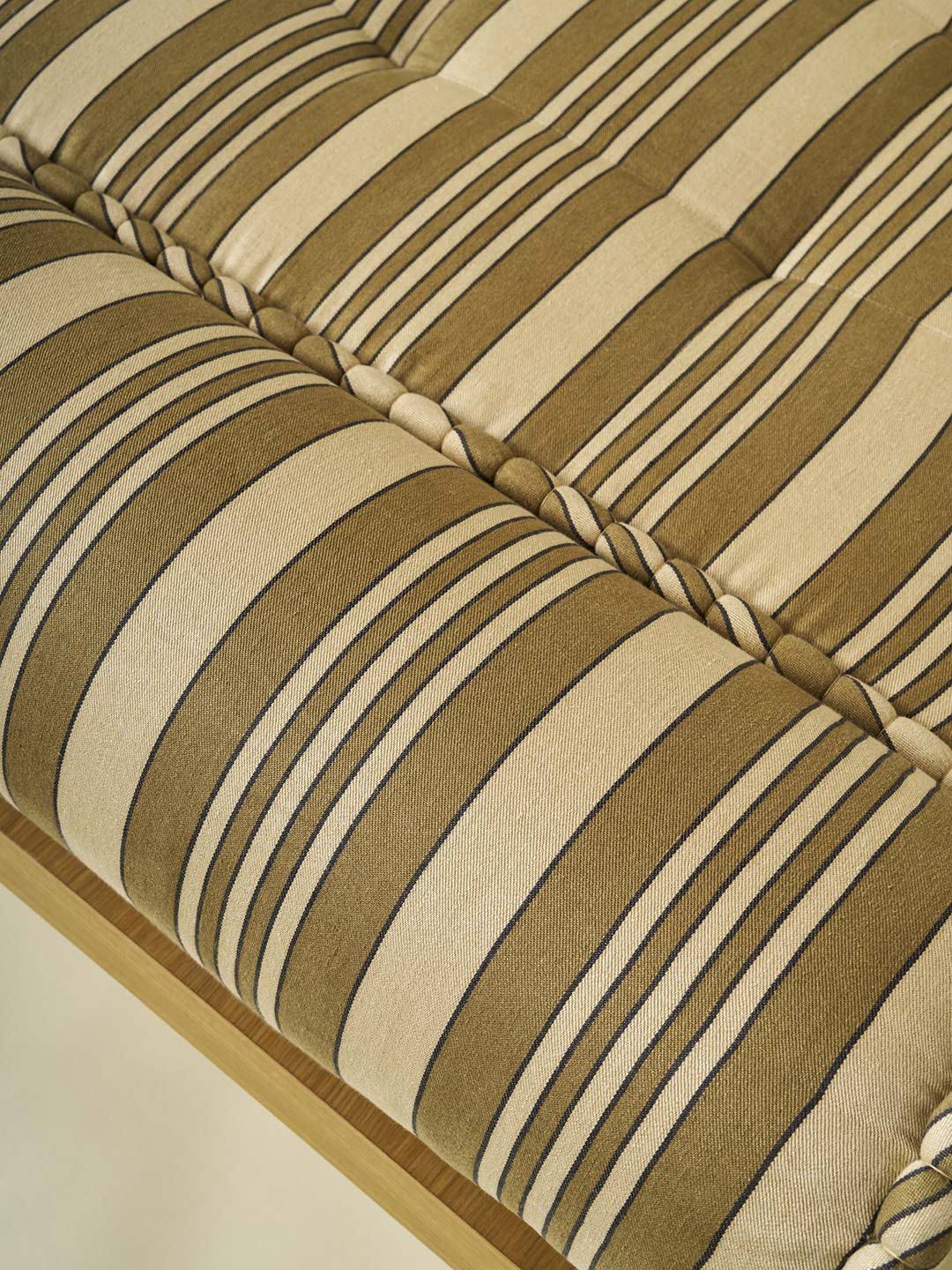 Elliston Daybed