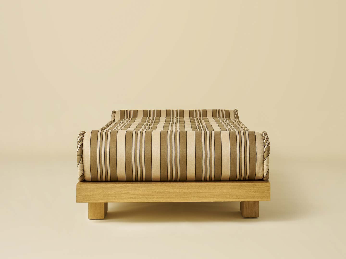 Elliston Daybed
